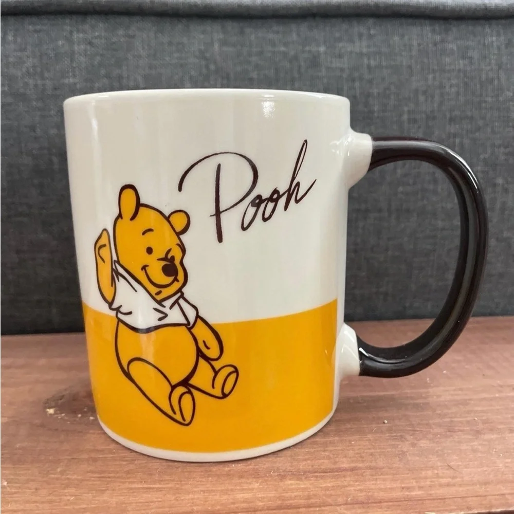 Japanese Daiso Yellow & Black Disney Winnie the Pooh Coffee Mug - Picture 1 of 2